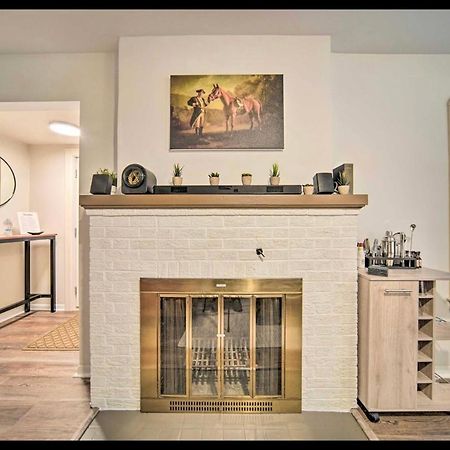 Modern Home • Family Friendly • Grill • Fireplace Erie Bagian luar foto