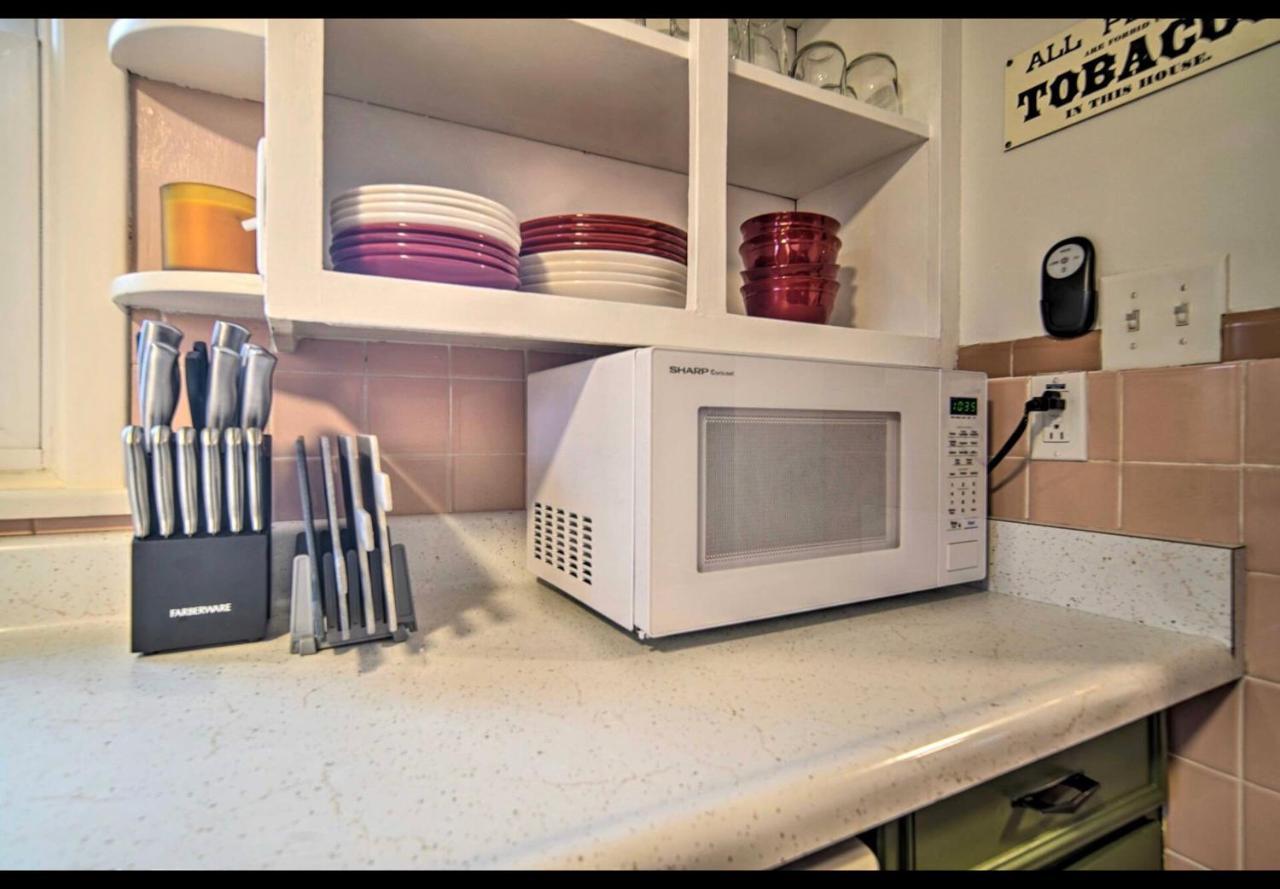 Modern Home • Family Friendly • Grill • Fireplace Erie Bagian luar foto