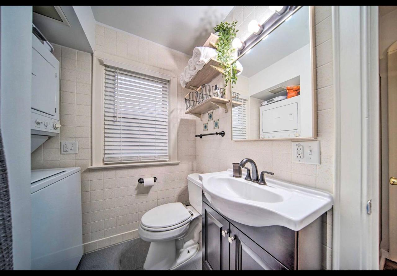 Modern Home • Family Friendly • Grill • Fireplace Erie Bagian luar foto